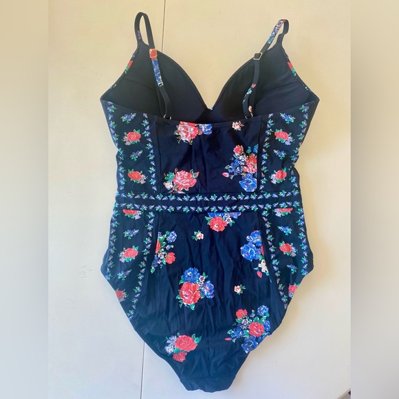 TORY BURCH Tea Rose Heirloom Stripe Floral Print One Piece Swimsuit - Picture 9 of 15